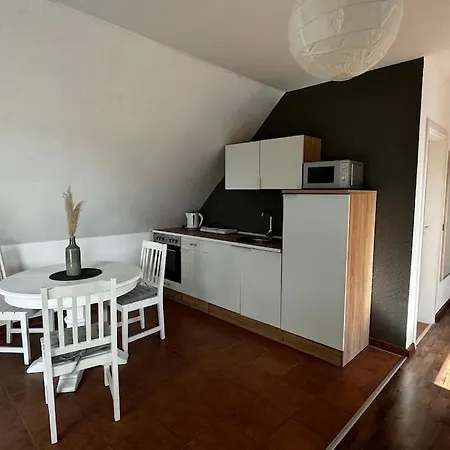 - Gruen & Citynah 居特斯洛